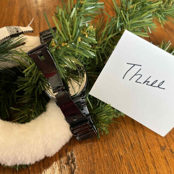 MICHAEL KORS KINLEY WATCH - Picture 4 of 4